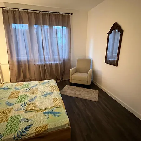 Apartment Urban Nest